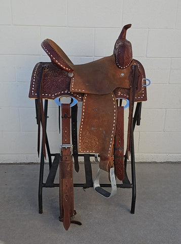 #551 15" SLIGHTLY USED Corriente New Style Barrel Saddle
