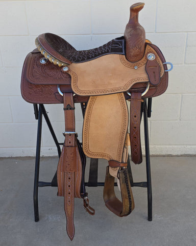 #1567 15.5" Corriente Team Roping Saddle