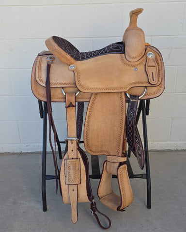 #1557 15" Corriente Roping Saddle
