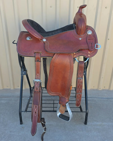 #4018 16" USED Corriente Trail Saddle